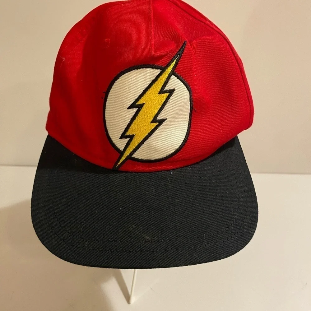 DC Comics Snap Back Hat Youth Size (CN)